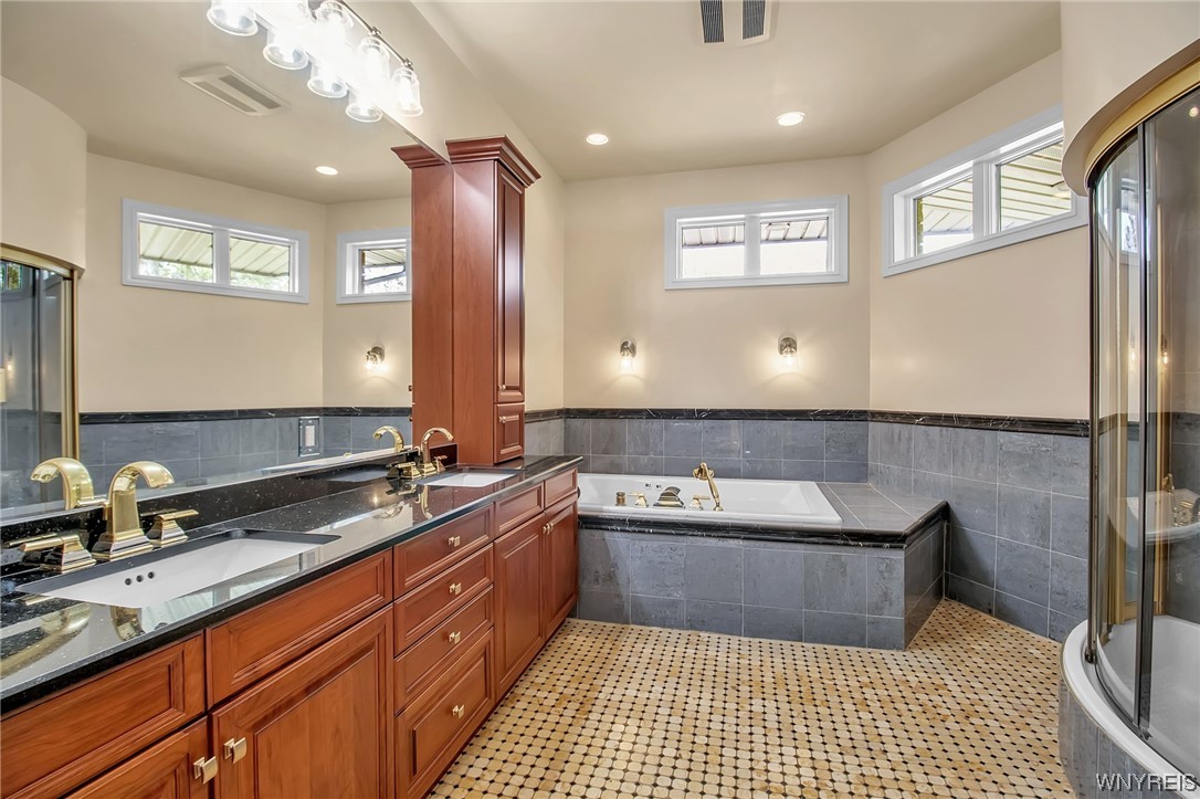 837 West River Road Grand Island, NY 14072 - Photo 25 of 46