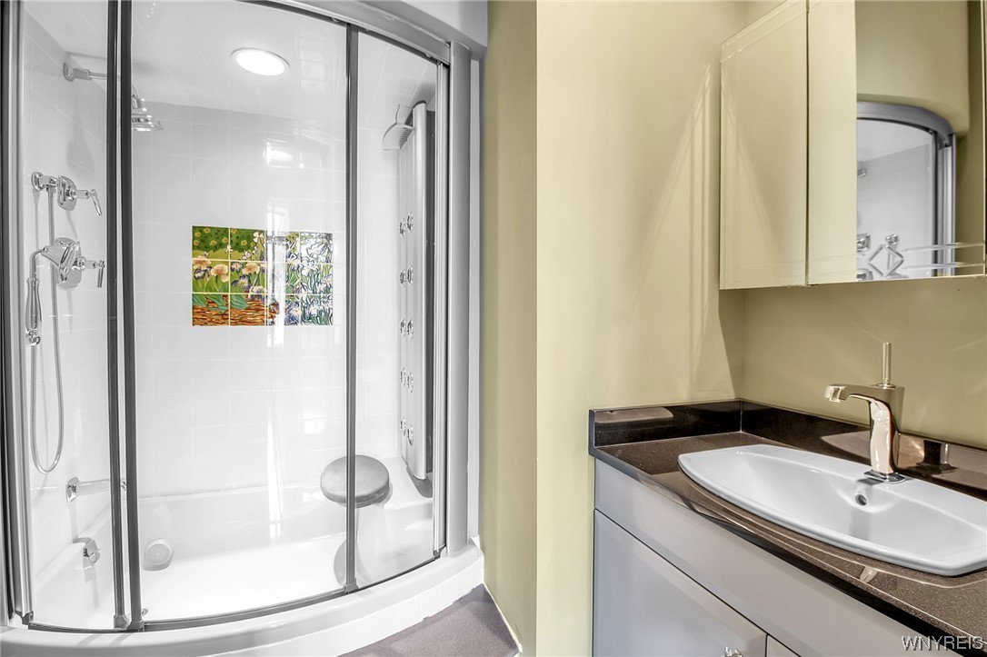 837 West River Road Grand Island, NY 14072 - Photo 27 of 46