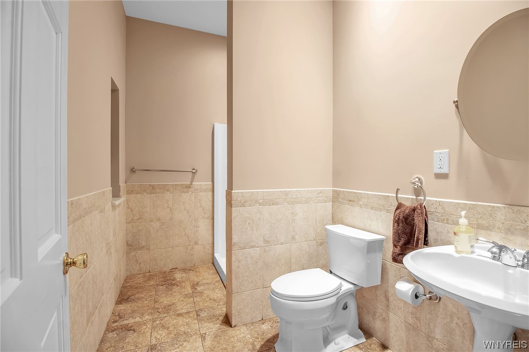 837 West River Road Grand Island, NY 14072 - Photo 30 of 46