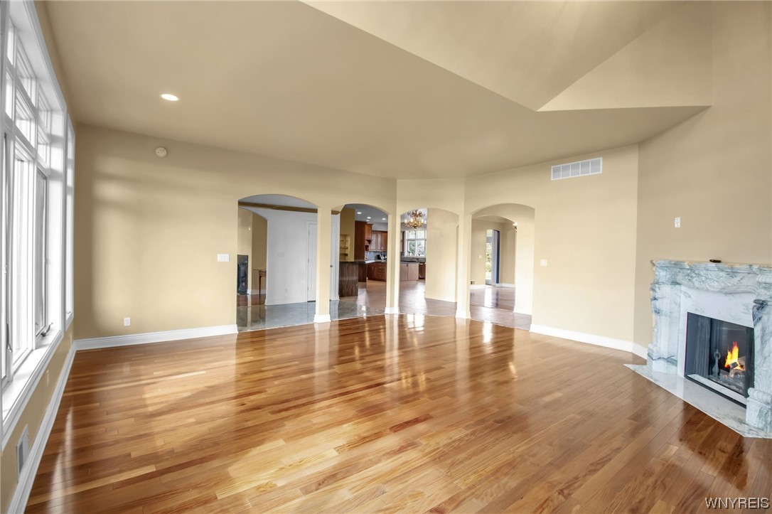 837 West River Road Grand Island, NY 14072 - Photo 6 of 46