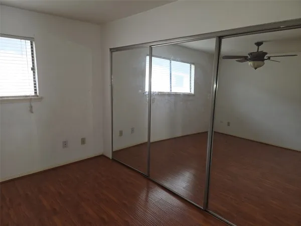 $1,295 | 2425 Holly Hall Street, Unit B37, Houston, TX 77054