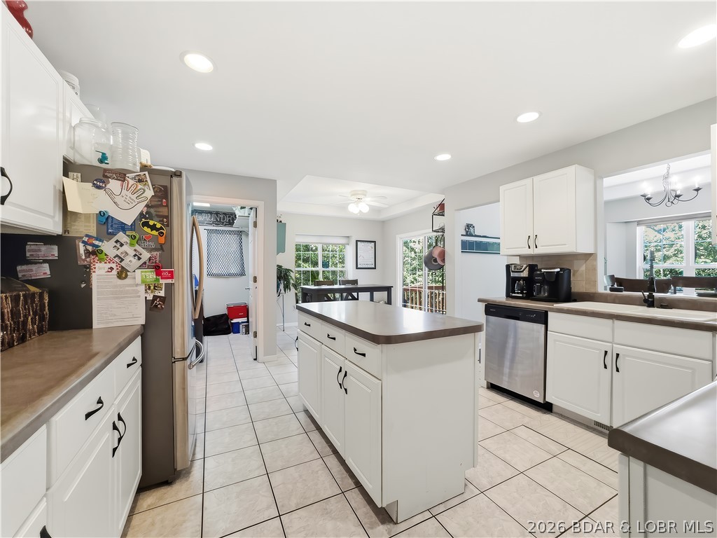 1589 Ridgeview Terrace Osage Beach, MO 65065 - Photo 8 of 60 Kitchen