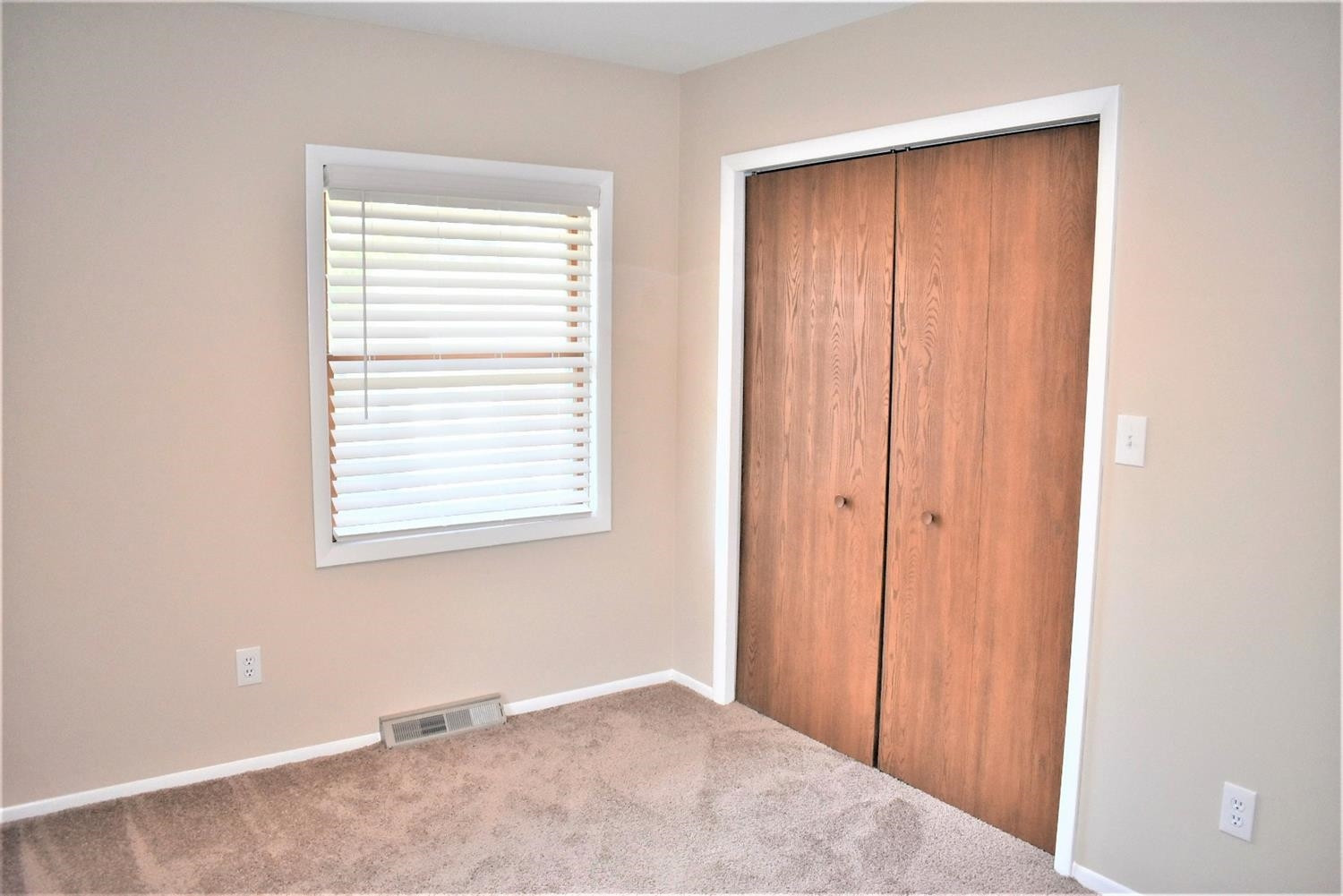 585 Allen Road Milan, MI 48160 - Photo 16 of 38 Photo 16
