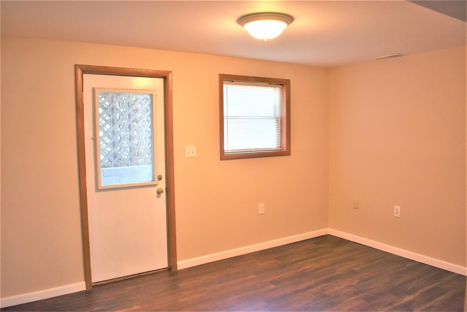 585 Allen Road Milan, MI 48160 - Photo 24 of 38 Photo 24