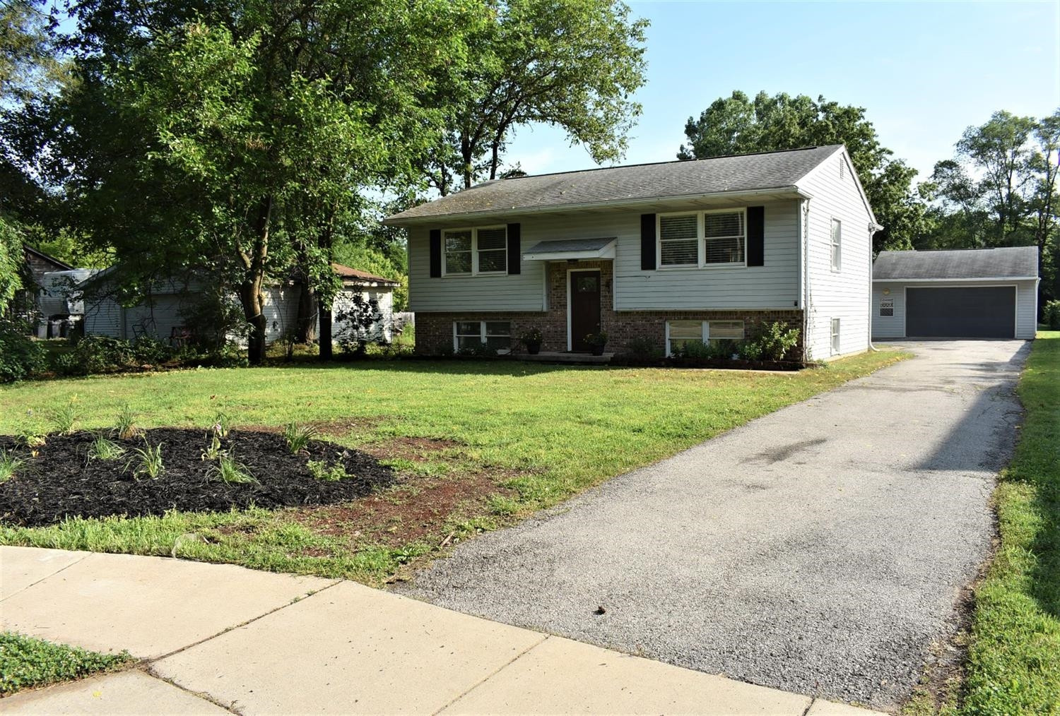 585 Allen Road Milan, MI 48160 - Photo 38 of 38 Photo 38
