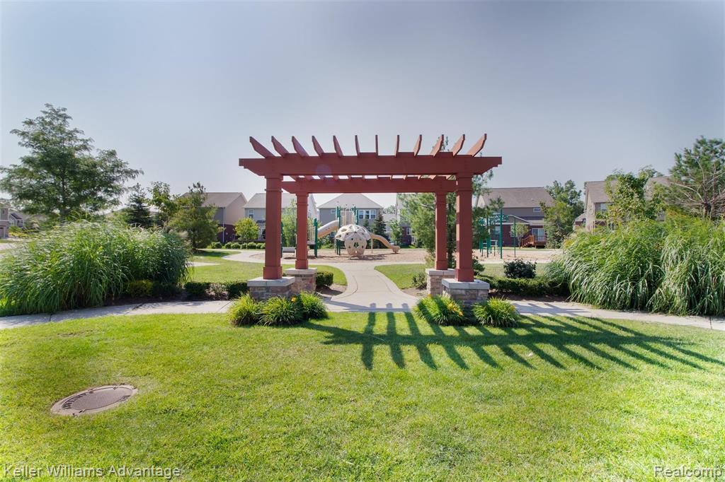 27679 Hartwick Circle Novi, MI 48374 - Photo 50 of 51