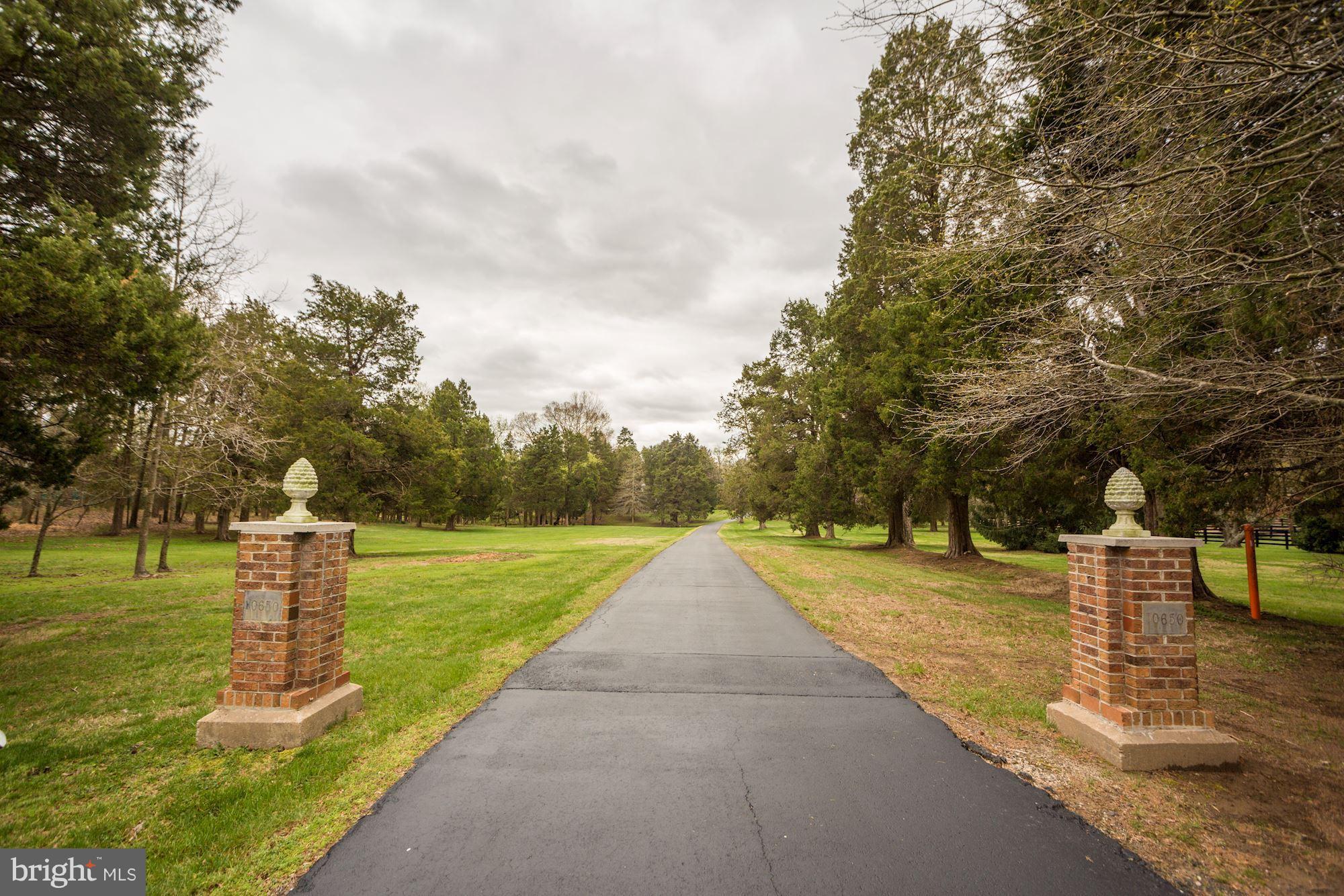 10650 Gunston Road Lorton, VA 22079 - Photo 4 of 43