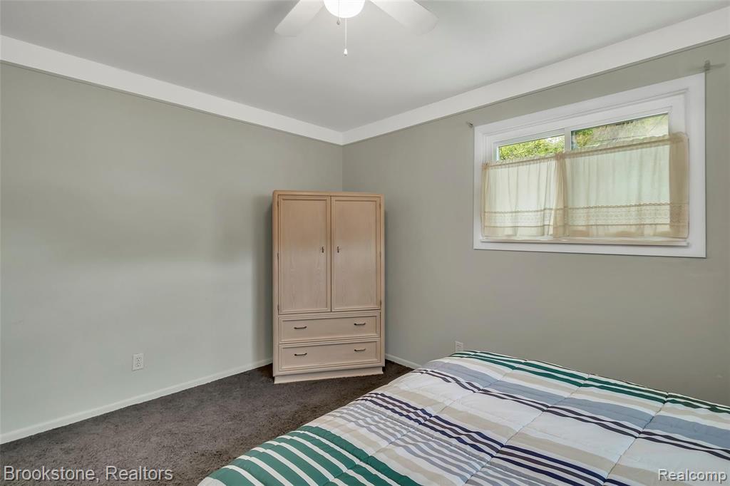 392 Winry Drive Rochester Hills, MI 48307 - Photo 15 of 35