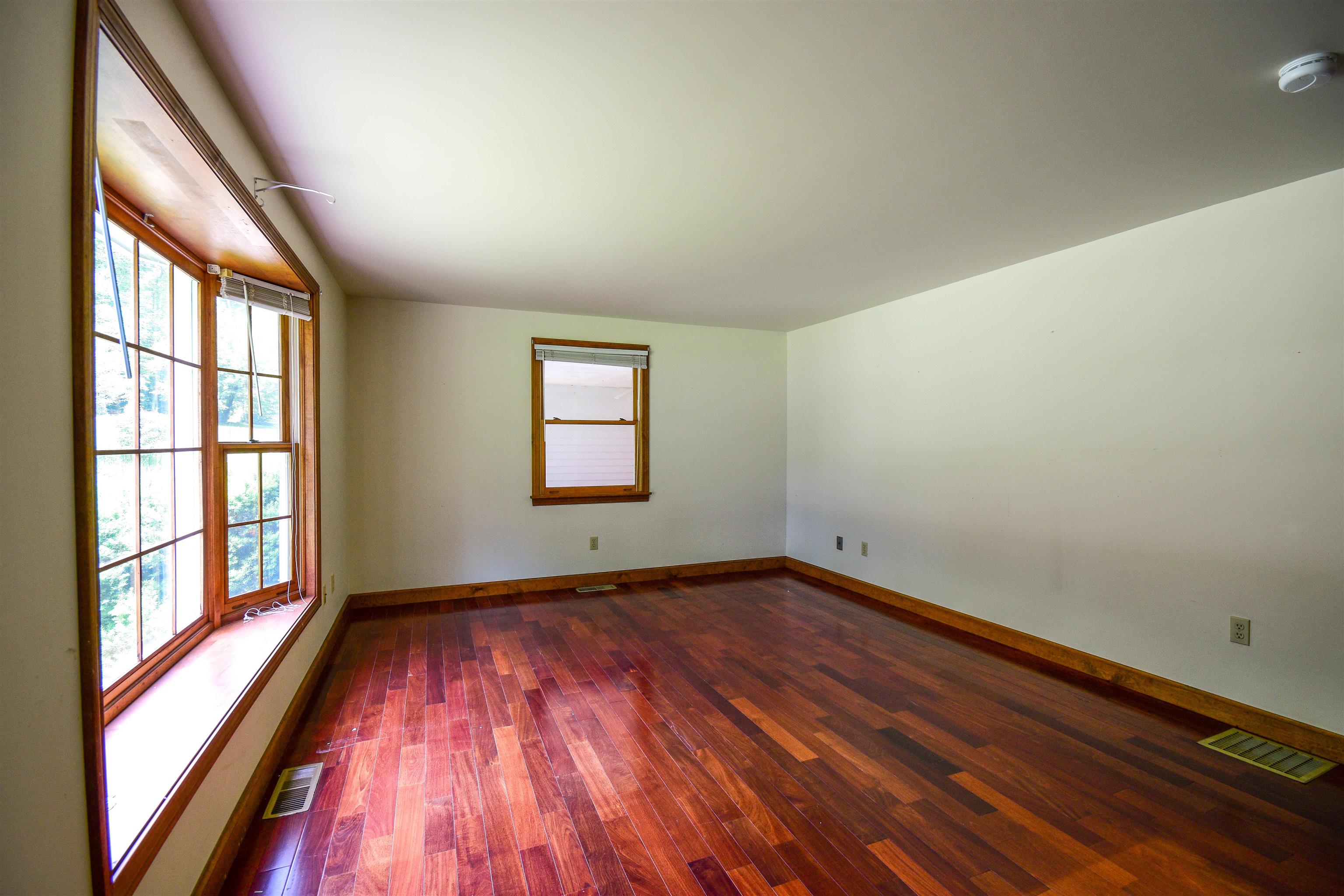 2063 East Road Shaftsbury, VT 05262 - Photo 3 of 29 Gallery Image 3