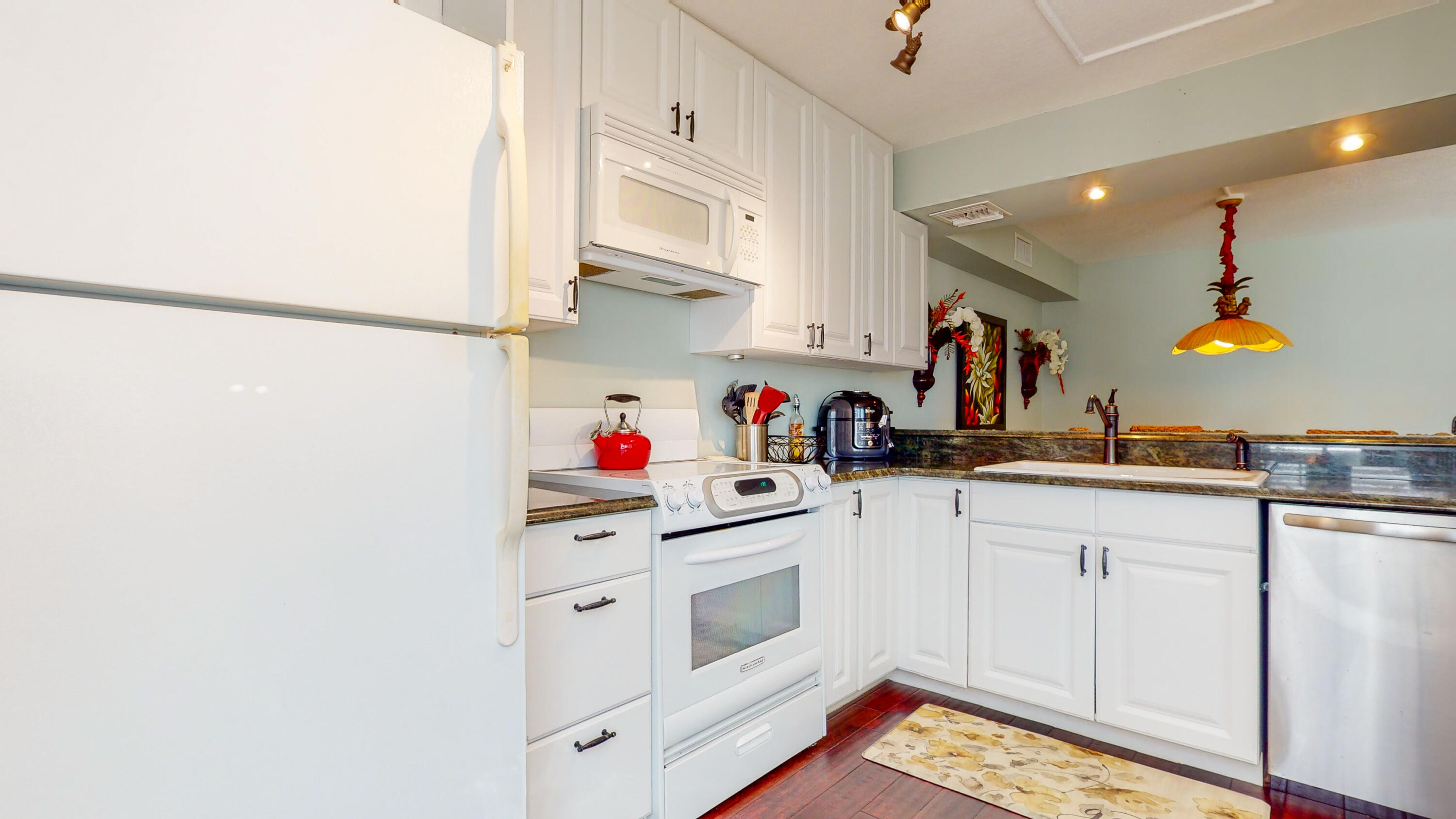 1950 Southwest Palm City Road, Unit 7206 Stuart, FL 34994 - Photo 18 of 83 Kitchen