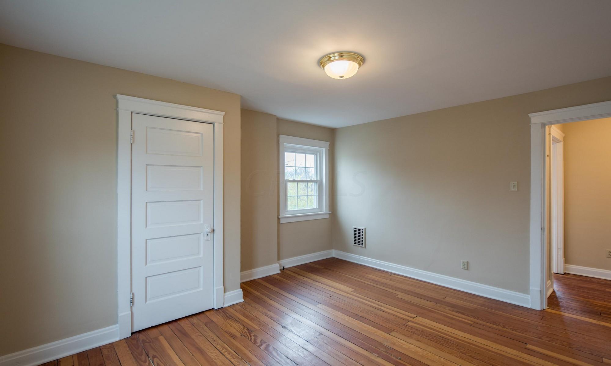 956 Timberman Road Columbus, OH 43212 - Photo 25 of 42 030DSA_1057