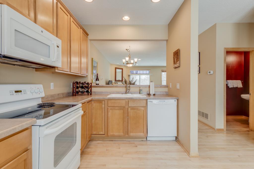 1708 Riverside Drive Shakopee, MN 55379 - Photo 11 of 31