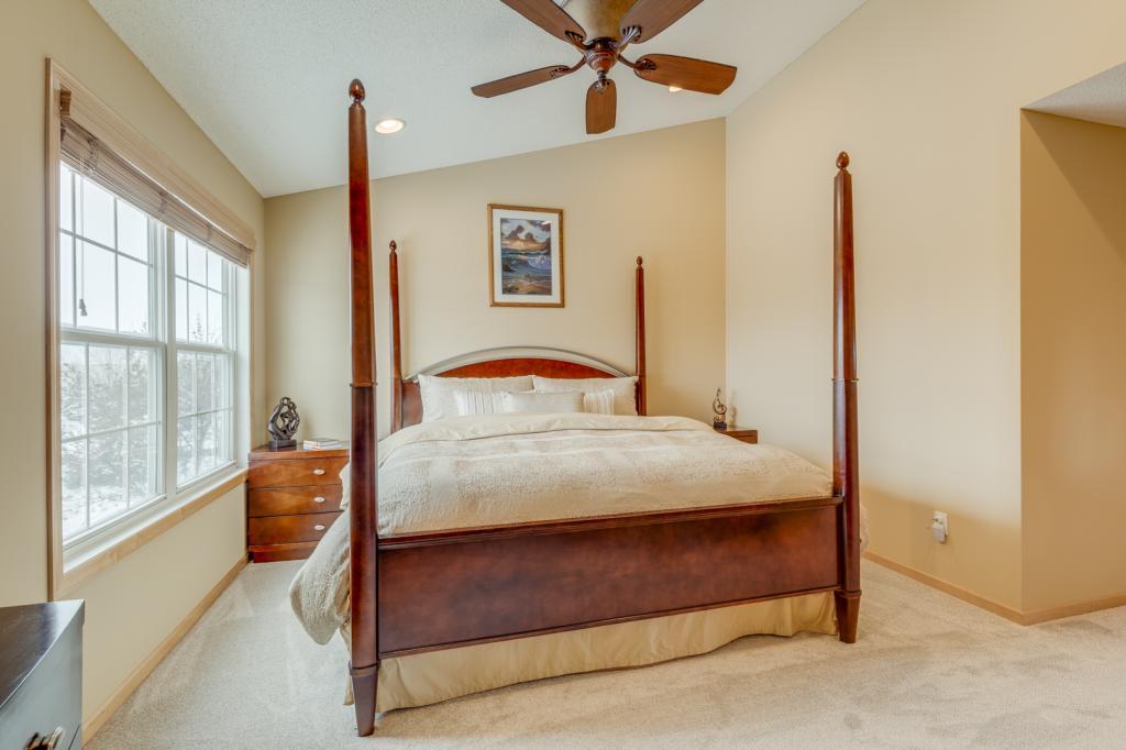 1708 Riverside Drive Shakopee, MN 55379 - Photo 13 of 31