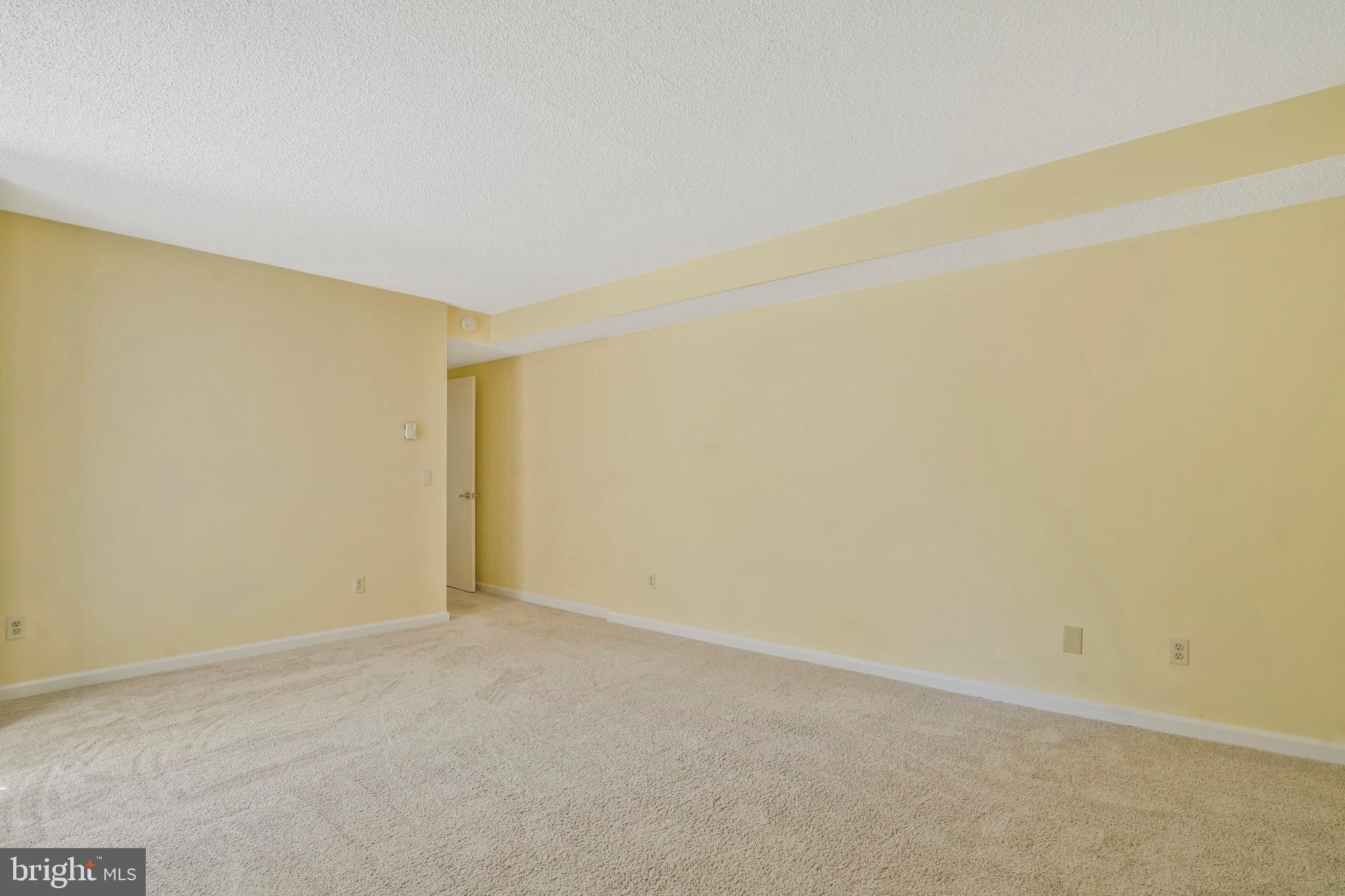 6101 Edsall Road, Unit 306 Alexandria, VA 22304 - Photo 25 of 51