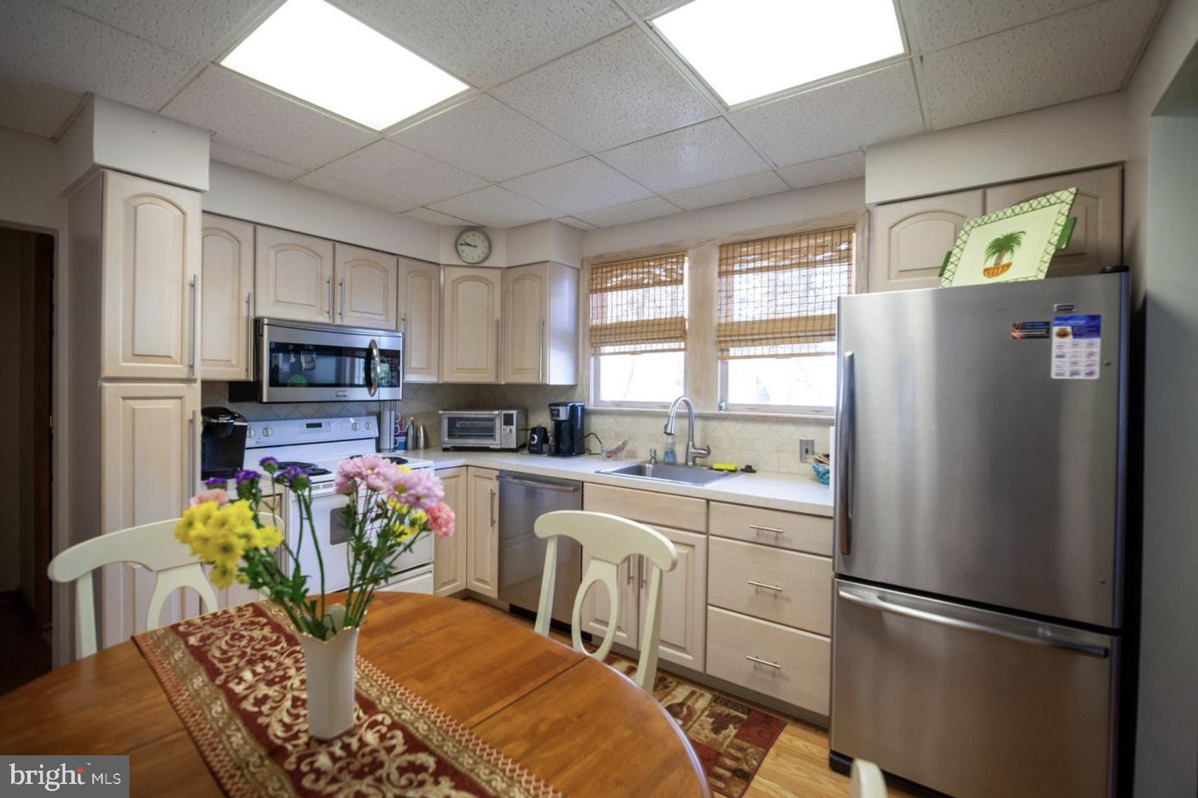 39 Egg Harbor Road Berlin, NJ 08009 - Photo 6 of 13 Gallery Image 6