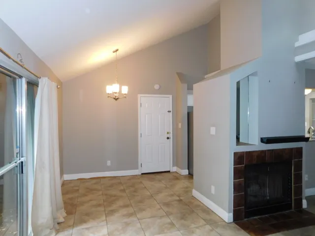 $1,900 | 1604 Summer Creek Court, Unit B, Austin, TX 78704