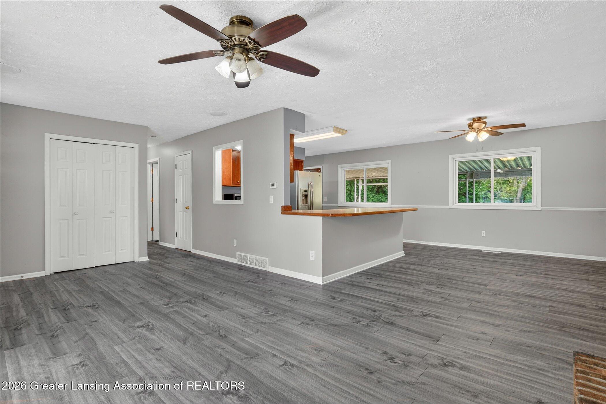 2037 Webster Road Lansing, MI 48917 - Photo 6 of 29