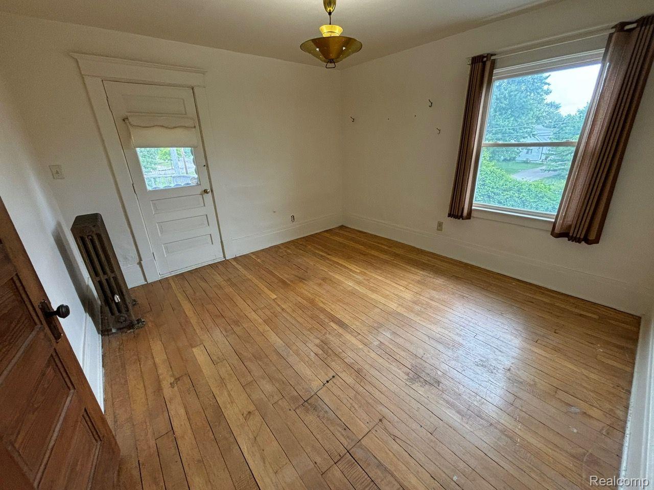4178 Belsay Road Burton, MI 48519 - Photo 21 of 28 Gallery Image 21