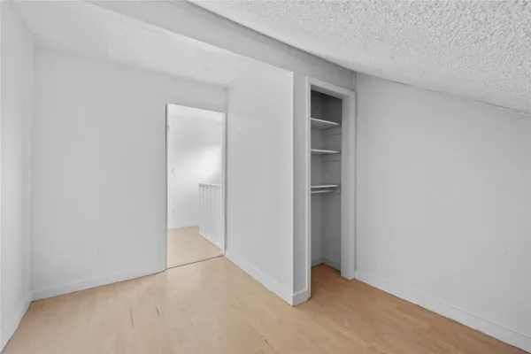 $2,000 | 6327 Lynkat Lane, Houston, TX 77083
