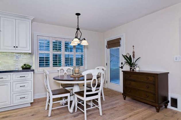 1030 Mandalay Beach Road Oxnard, CA 93035 - Photo 10 of 39 a dining room with furniture and window