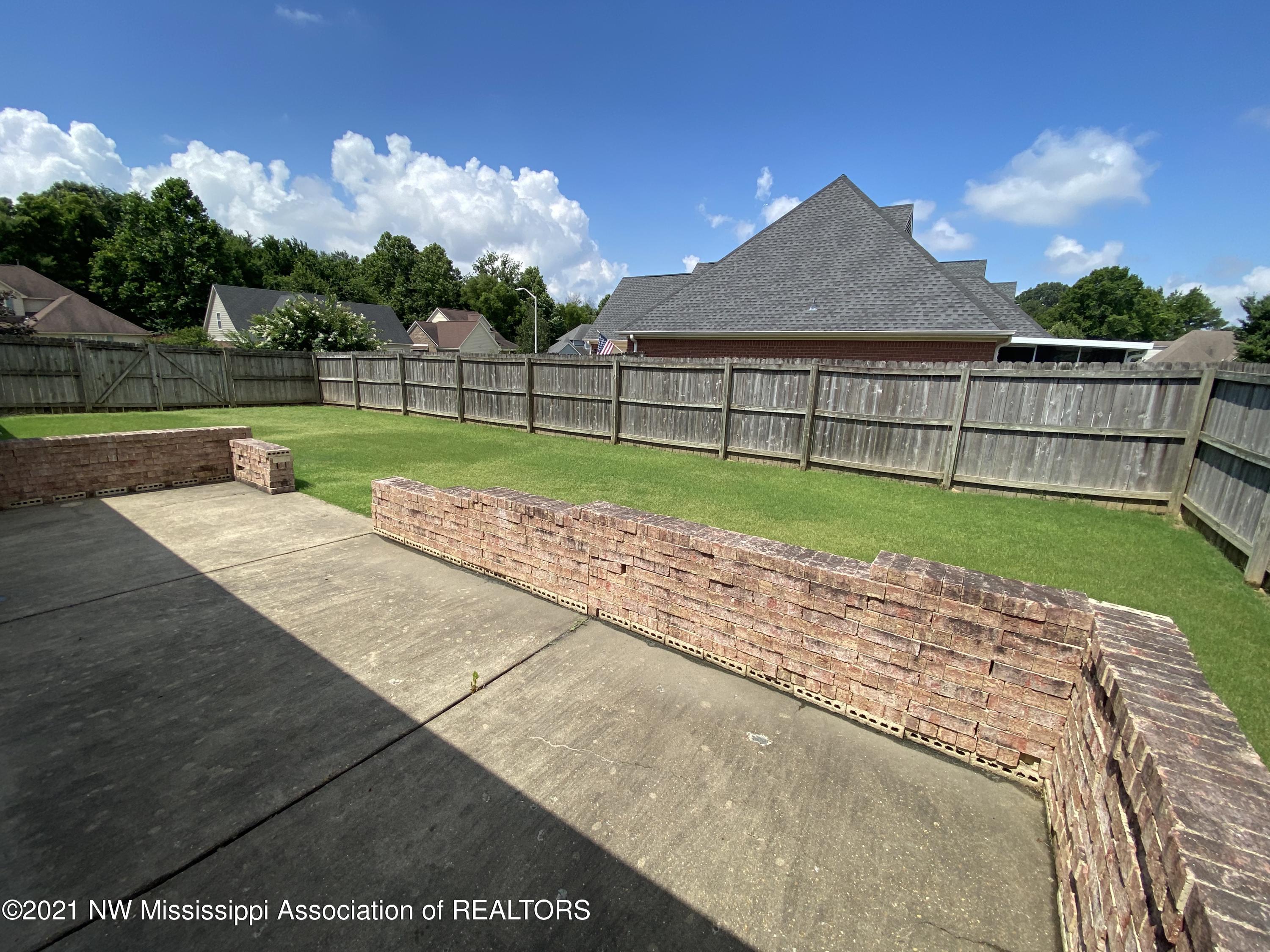 7643 Alexanders Ridge Cove Olive Branch, MS 38654 - Photo 20 of 23 C8816117-31D5-45B8-8591-E0A18CA2B6B3