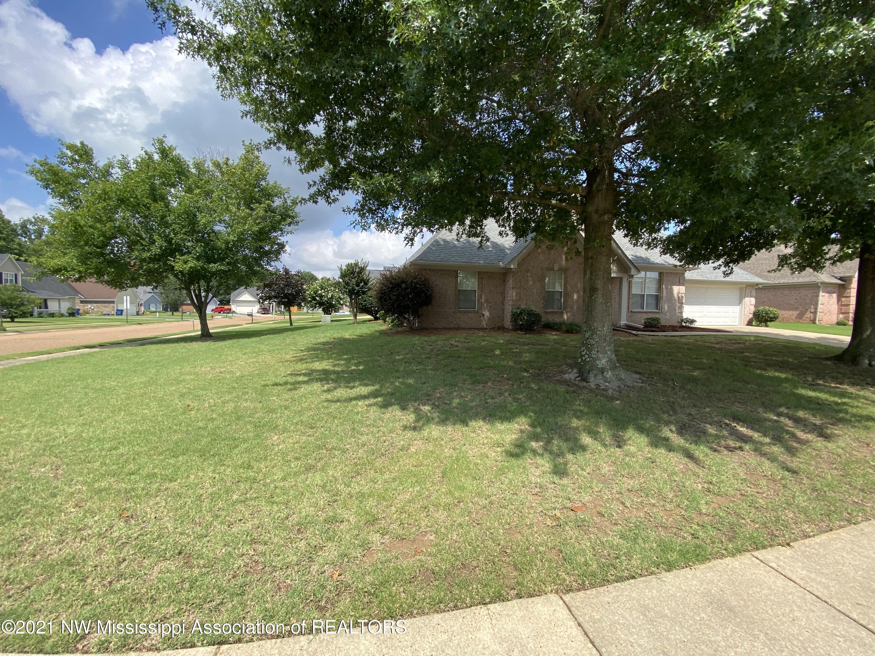 7643 Alexanders Ridge Cove Olive Branch, MS 38654 - Photo 21 of 23 0180978E-2915-4C9A-82A4-4409779551E3