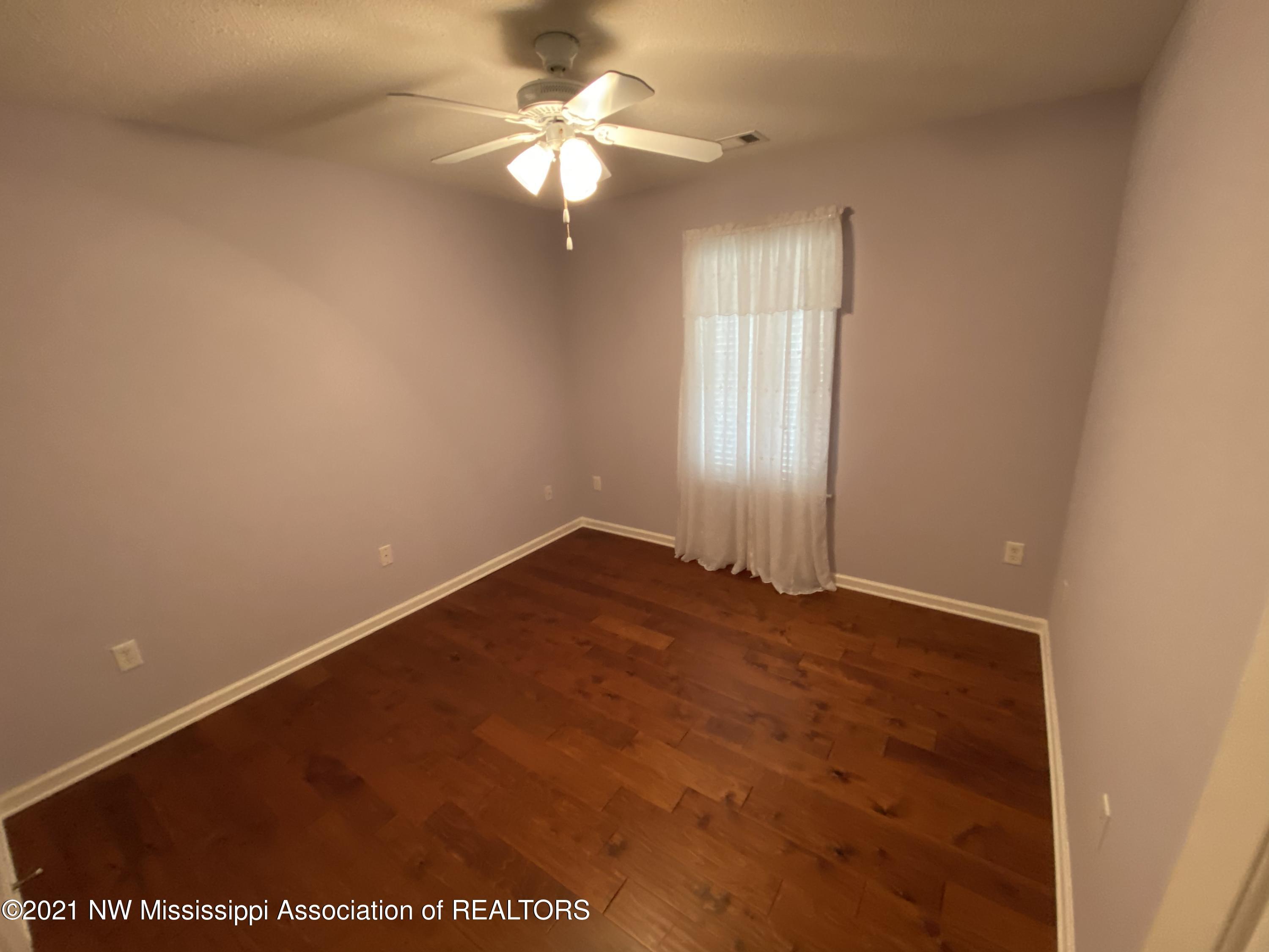 7643 Alexanders Ridge Cove Olive Branch, MS 38654 - Photo 8 of 23 5D493348-214B-4F13-9312-709AABB32357