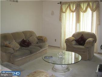 5 Overton Road East Windsor, NJ 08520 - Photo 2 of 11 Living Room