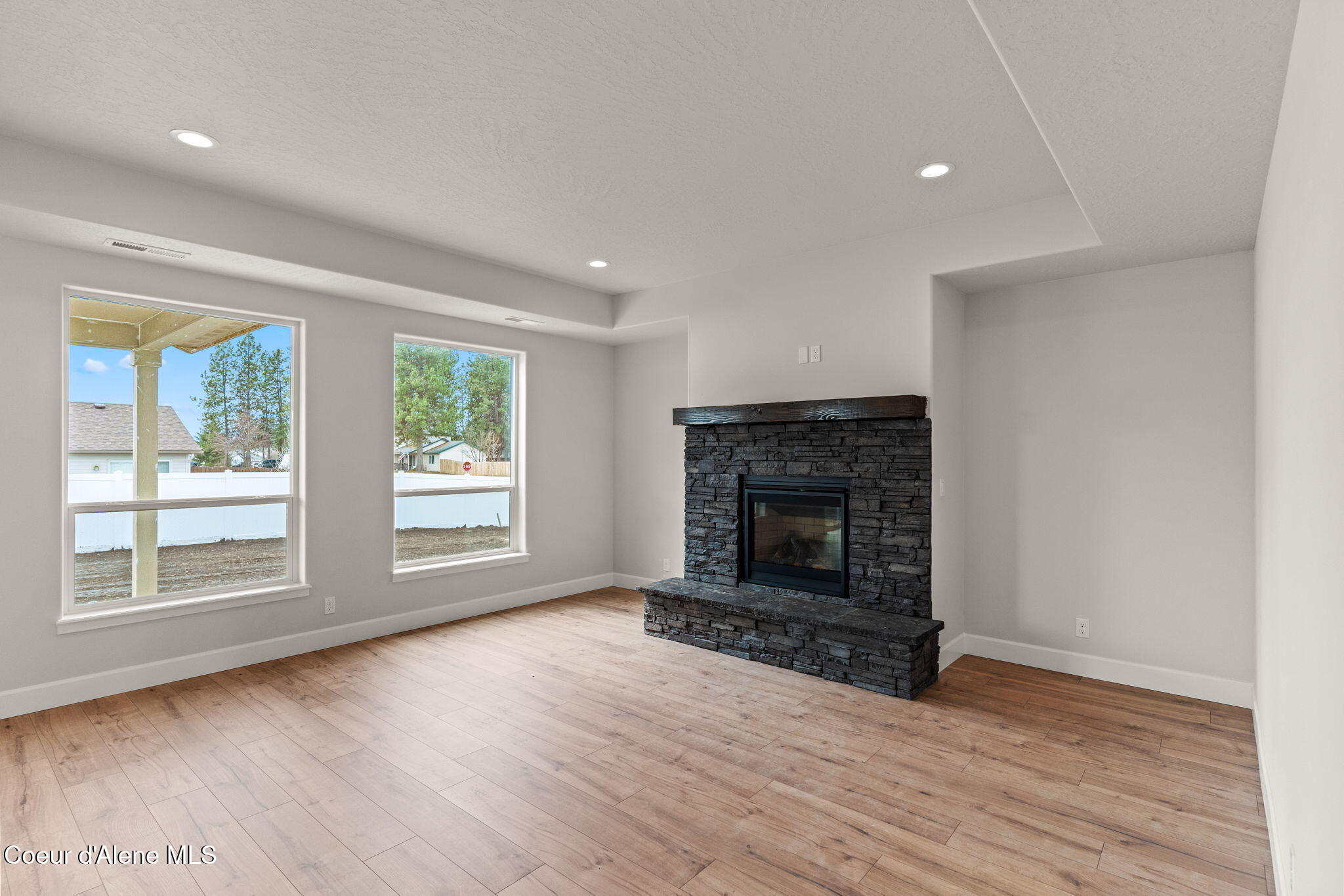 8882 California Street Rathdrum, ID 83858 - Photo 8 of 33 File Photo