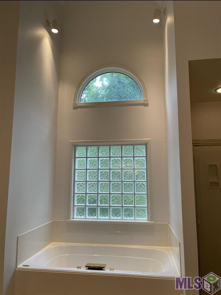 5065 Highland Road Baton Rouge, LA 70808 - Photo 5 of 22