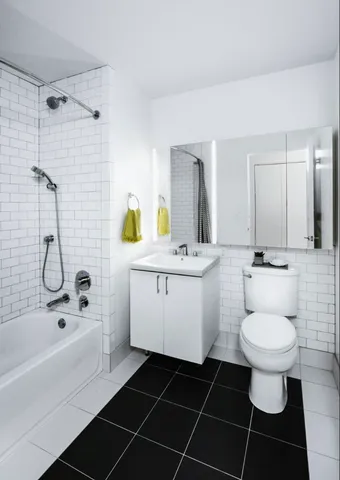 $4,016 | 70 Pine Street, Unit 2909 | Financial District