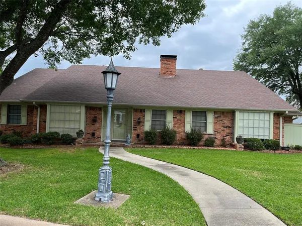 $319,900 | 2801 Rix Street, Commerce, TX 75428