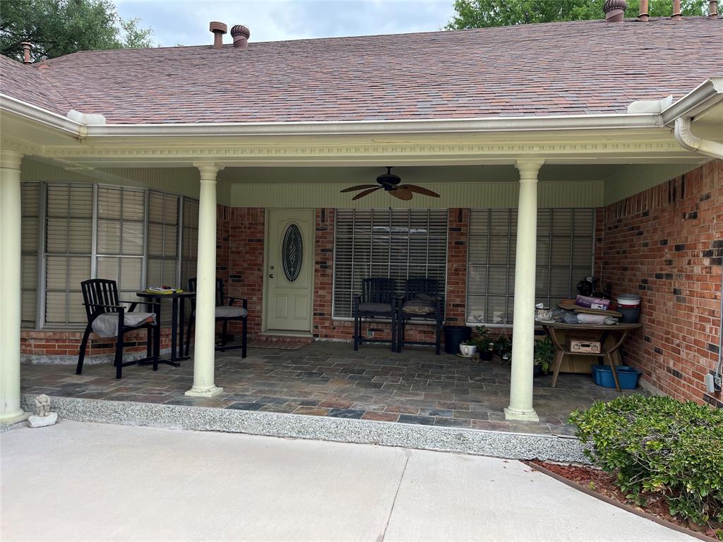 2801 Rix Street Commerce, TX 75428 - Photo 5 of 29 Back porch, patio