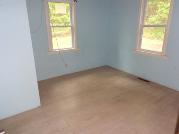 183 Brimfield Road Holland, MA 01521 - Photo 15 of 24 Gallery Image 15