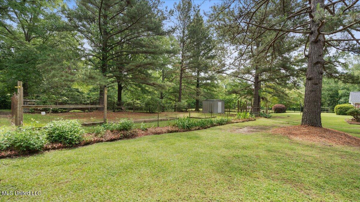768 Lake Boulevard Vicksburg, MS 39180 - Photo 12 of 60 47-DSC02925