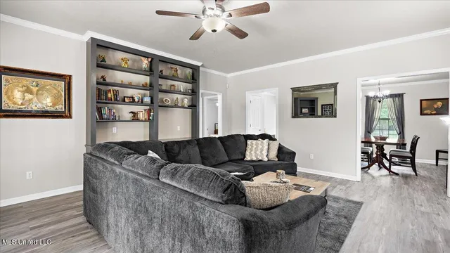 $747,500 | 768 Lake Boulevard, Vicksburg, MS 39180