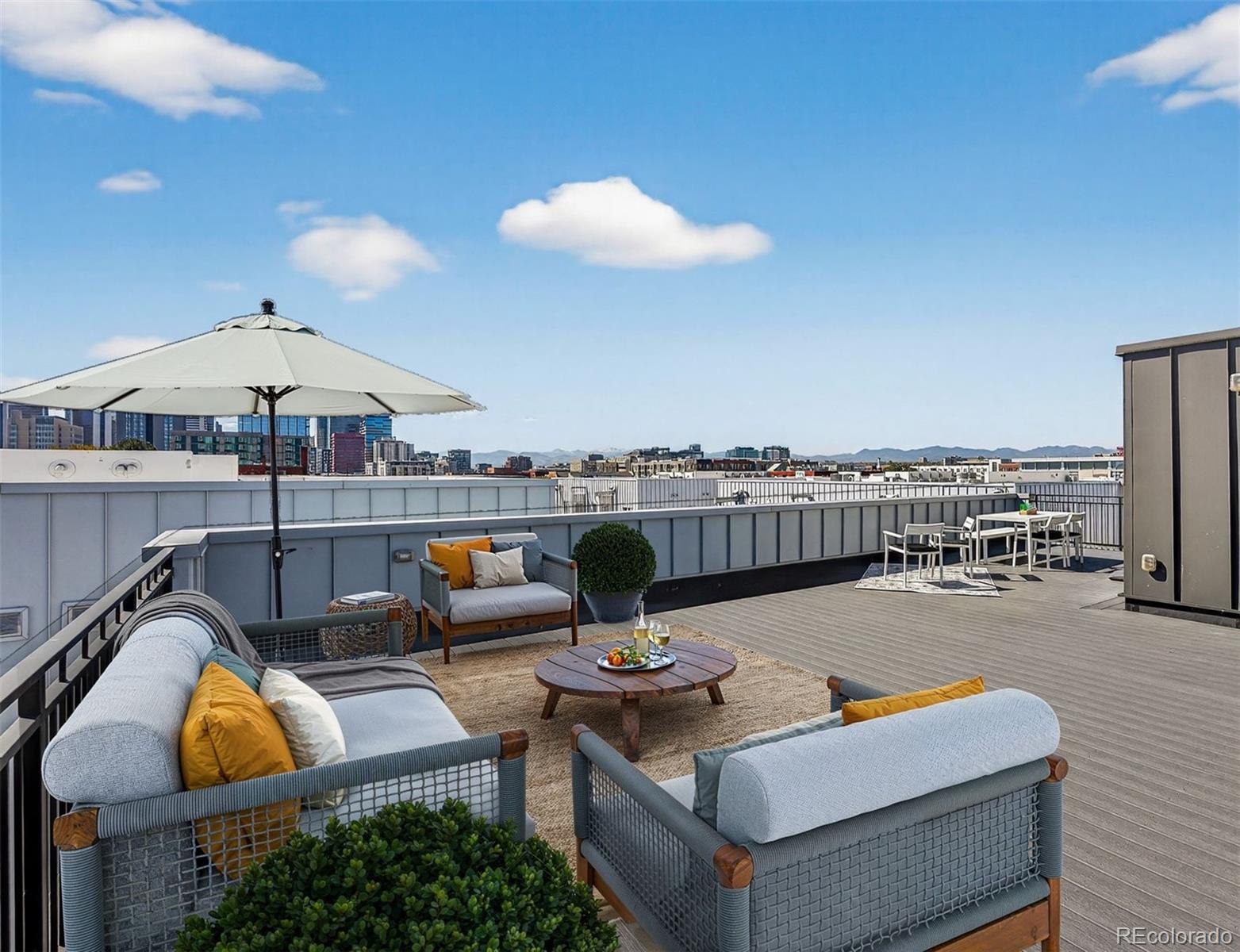 1150 26th Street Denver, CO 80205 - Photo 37 of 50 a ocean view with seating space