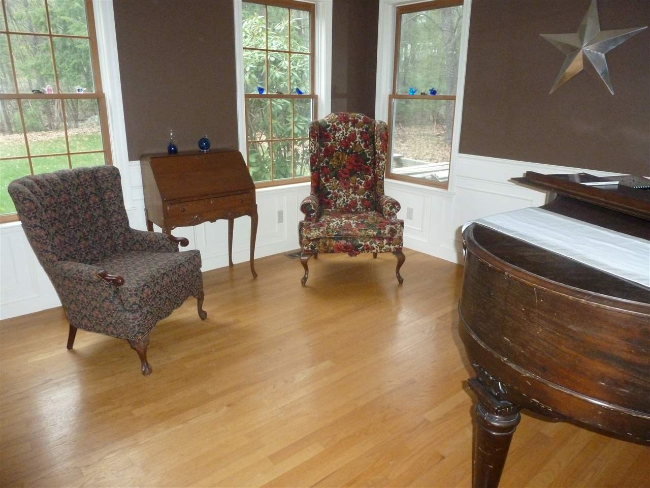 5 Abbey Road Bow, NH 03304 - Photo 7 of 9 Gallery Image 7