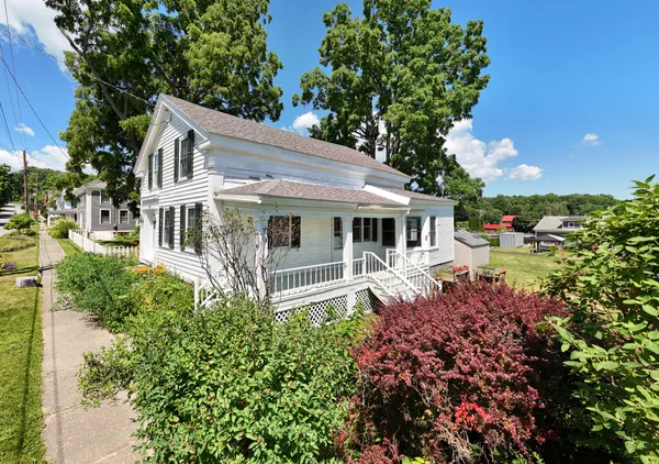$625,000 | 13 Beggs Point Street, Essex, NY 12936