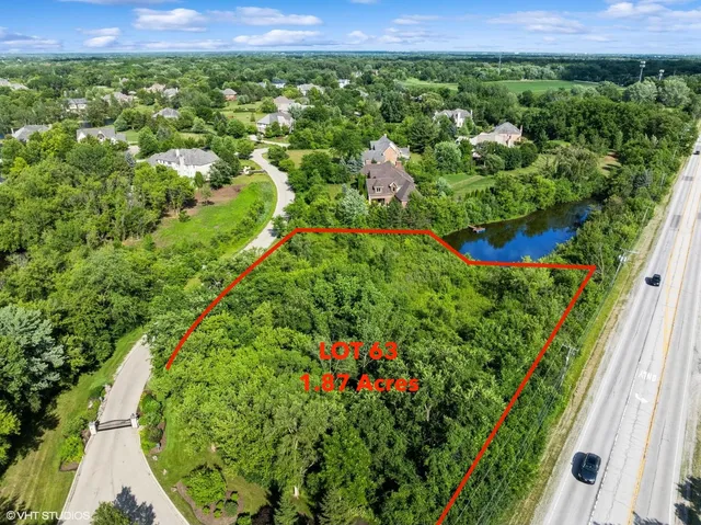 a view of a lush green field