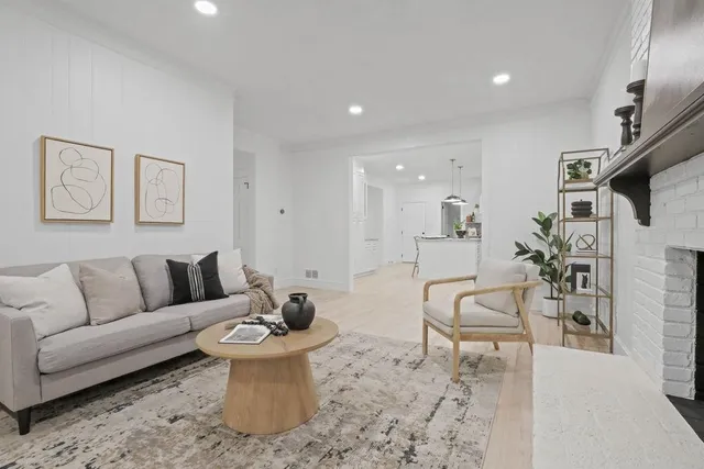 $730,000 | 136 Brian Drive, Spartanburg, SC 29307