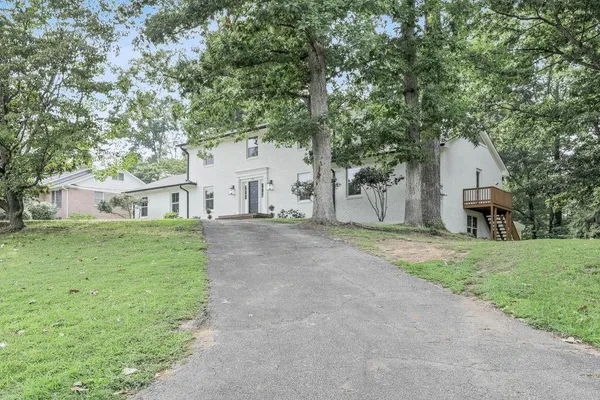 $730,000 | 136 Brian Drive, Spartanburg, SC 29307