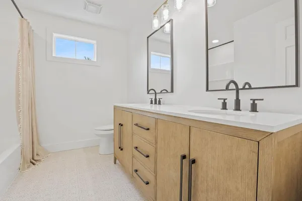 $730,000 | 136 Brian Drive, Spartanburg, SC 29307