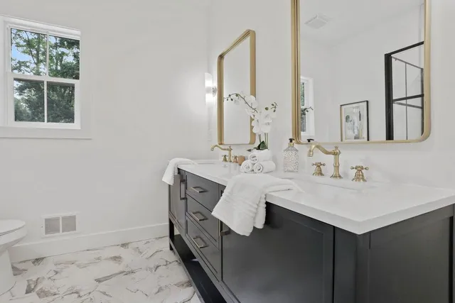 $730,000 | 136 Brian Drive, Spartanburg, SC 29307