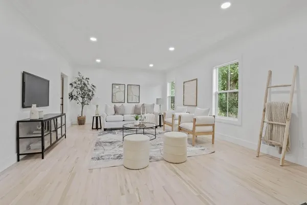 $730,000 | 136 Brian Drive, Spartanburg, SC 29307