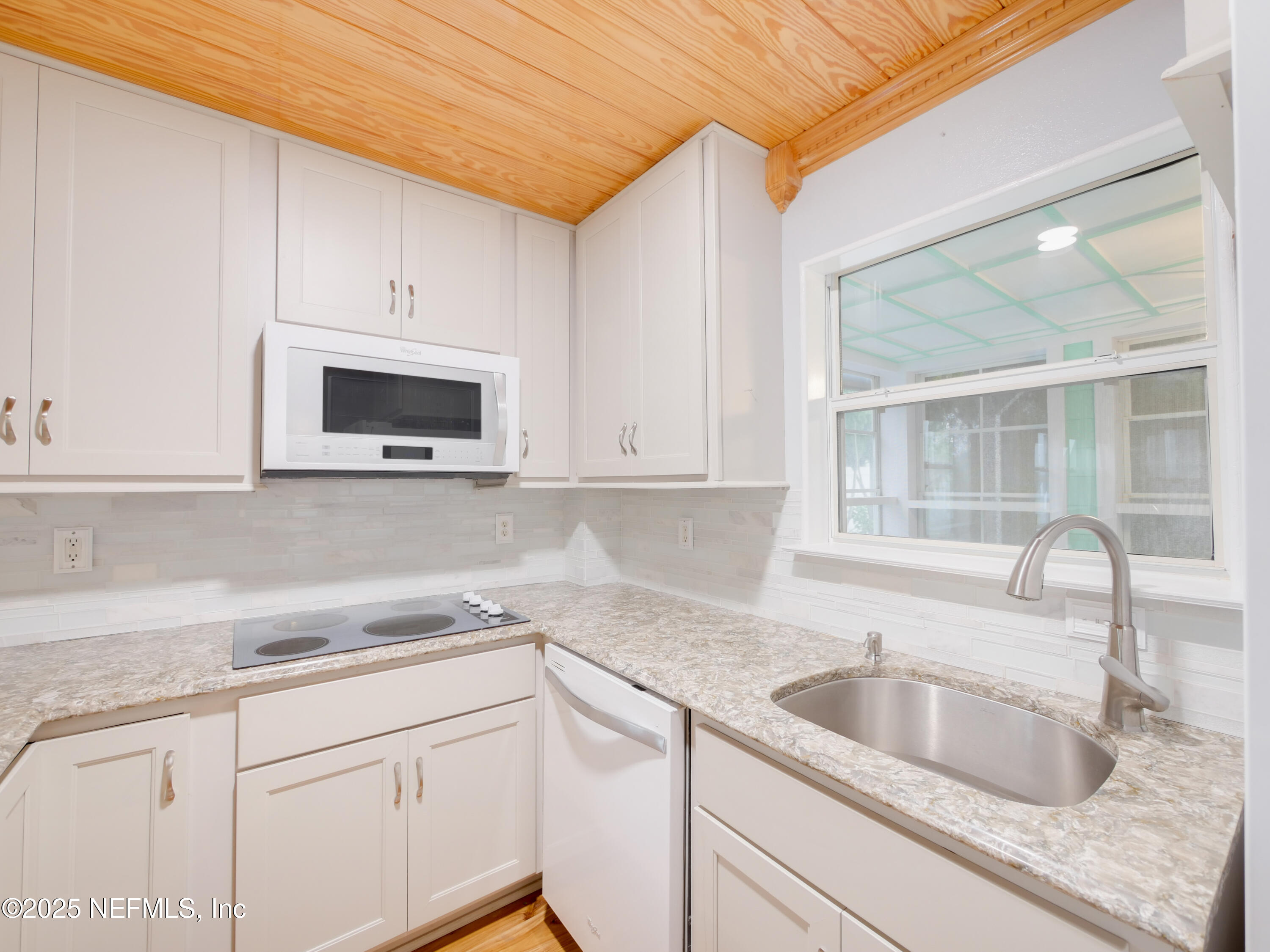 6472 Putnam Street St. Augustine, FL 32080 - Photo 10 of 26 P4060717HDR