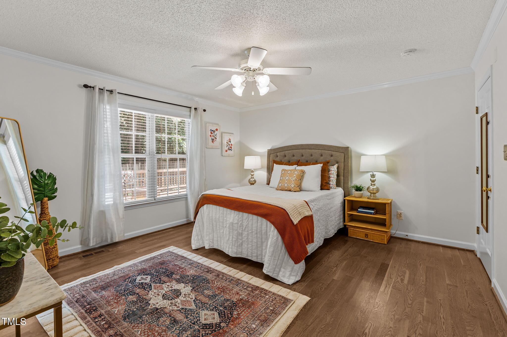 11924 Larka Court Raleigh, NC 27613 - Photo 15 of 44 Primary Suite