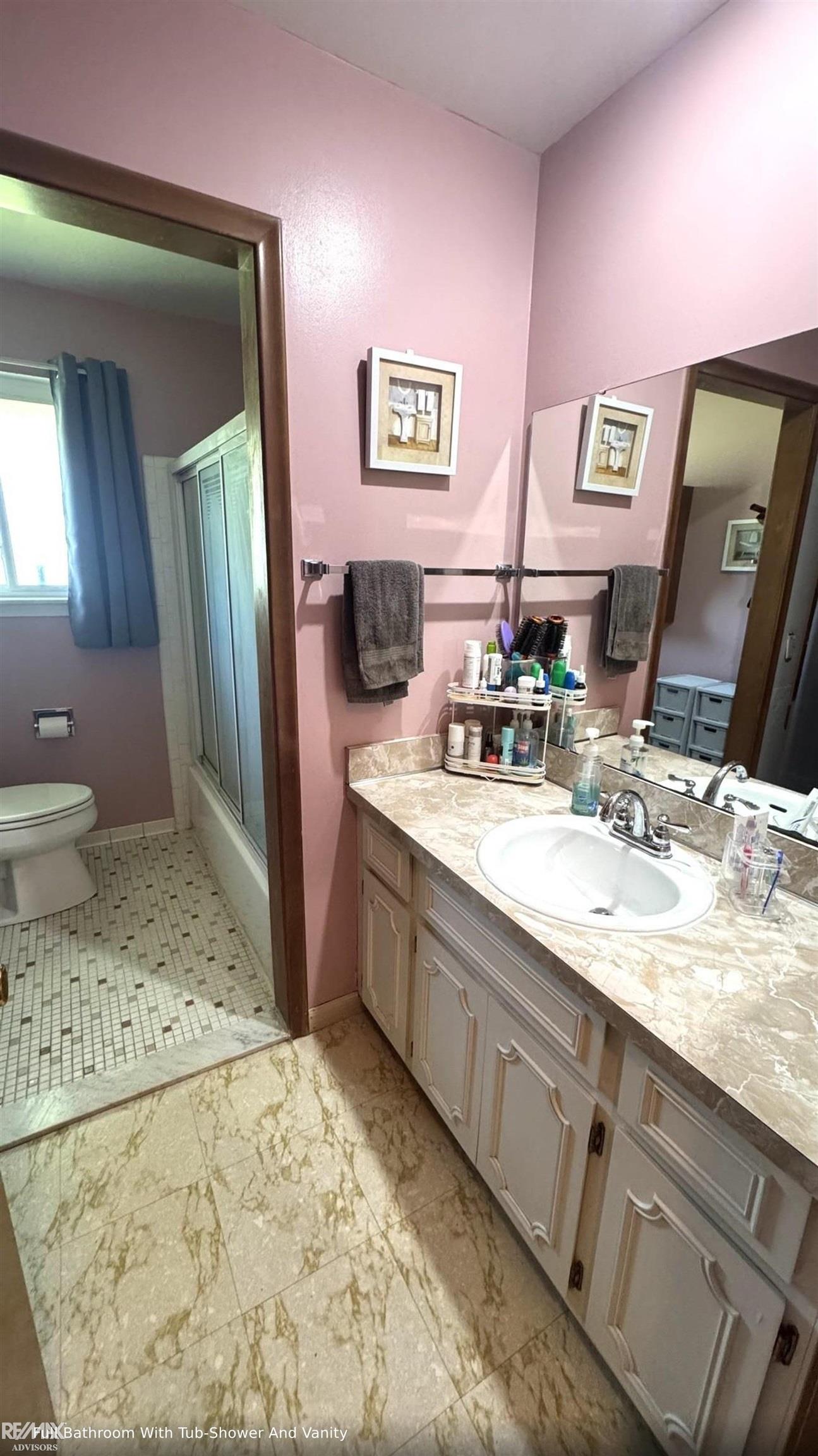 26450 South River Road Harrison Township, MI 48045 - Photo 14 of 19
