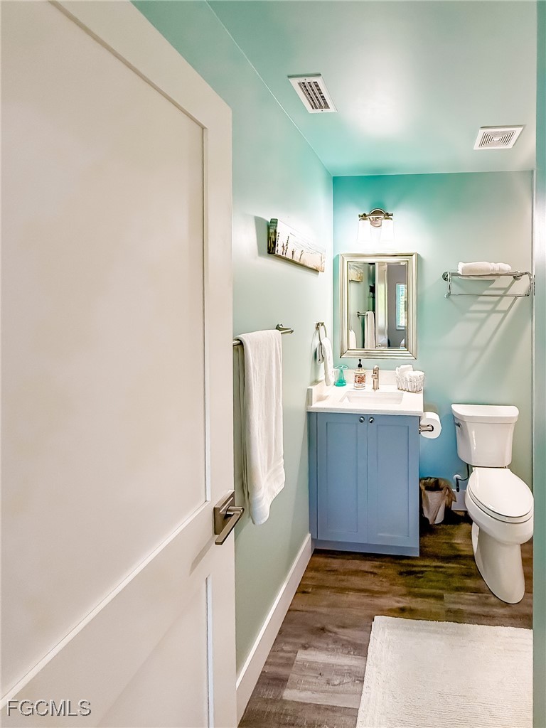 631 Rum Road Upper Captiva, FL 33924 - Photo 31 of 50 a bathroom with a sink toilet and shower