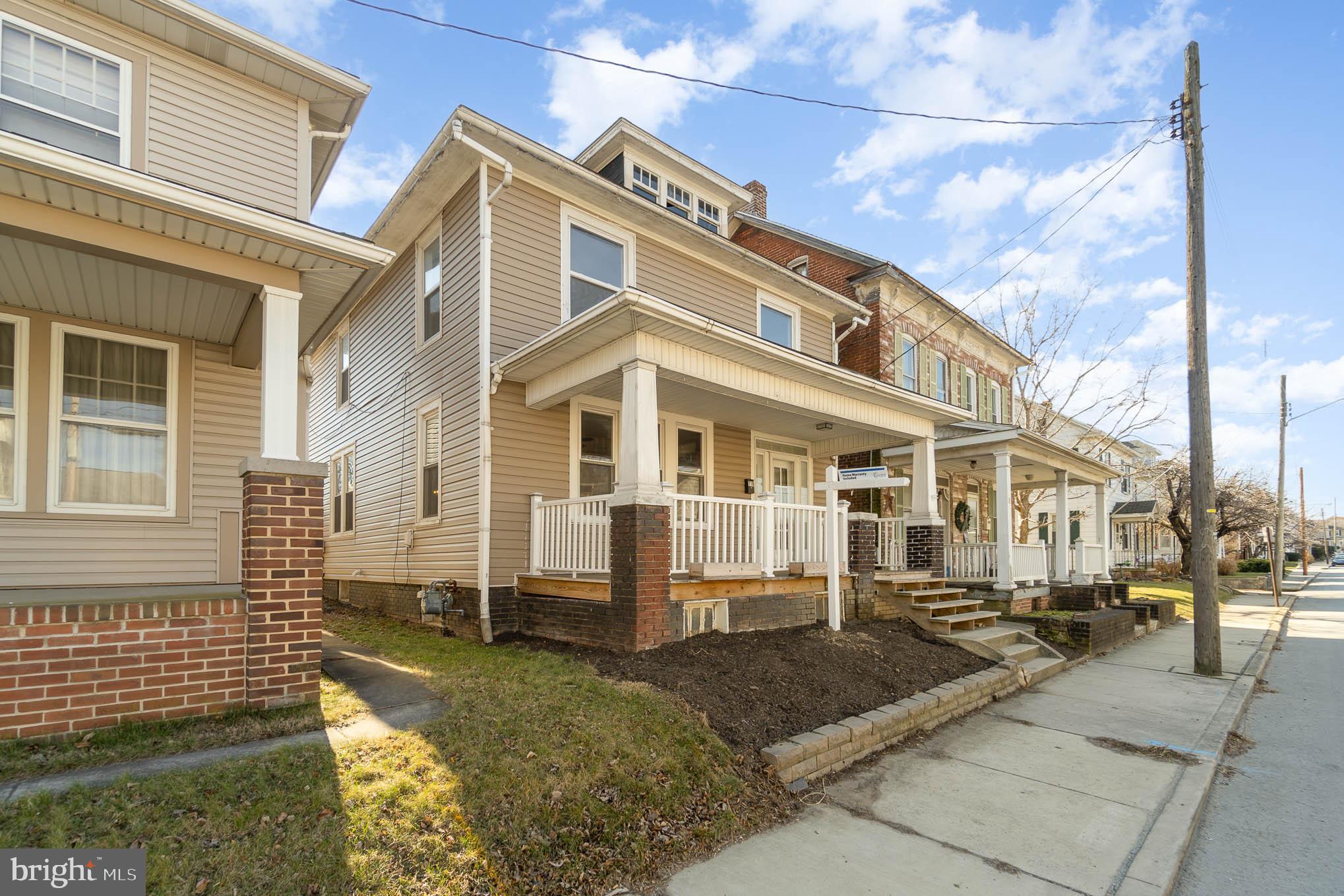 719 York Street Hanover, PA 17331 - Photo 3 of 28 Gallery Image 3